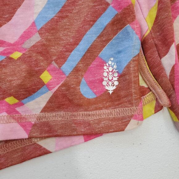 Free People Movement Shirt Large Multicolor Abstract Swirl V Neck Long Sleeve - Picture 4 of 9